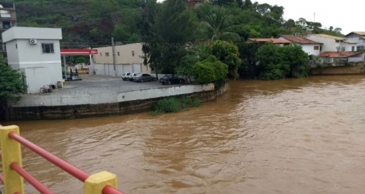 Rio Muria apresenta riscos de transbordo