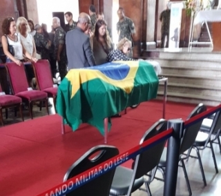 Homenagem no Pal&aacute;cio Duque de Caxias