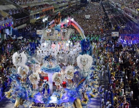 Desfile da Beija-Flor