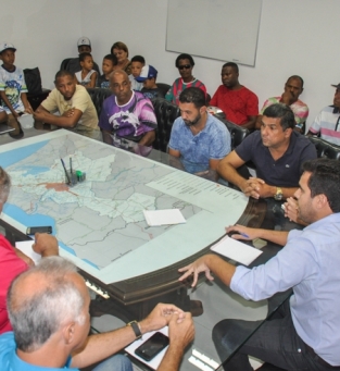 Prefeito disse que irá analisar propostas