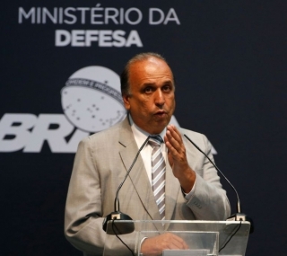 Luiz Fernando Pez&atilde;o