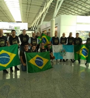 Policiais chegando em Bras&iacute;lia para protesto