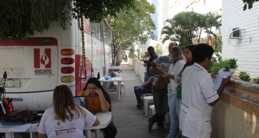 Doao de sangue no HEAA