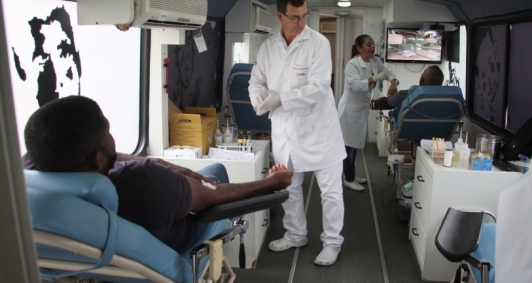 Doao de sangue no HEAA