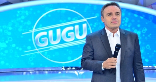 Gugu, em seu programa, em 2017