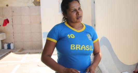 Moradores sofrem com transbordo de Lagoa de Cima e rios da localidade