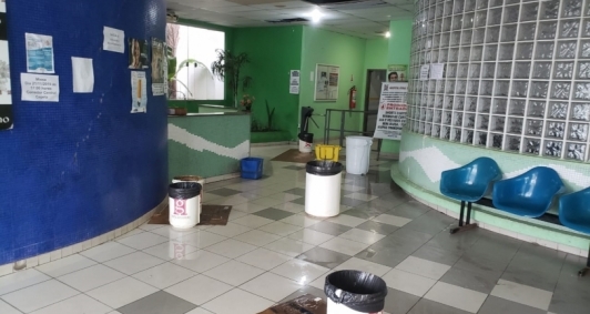 gua da chuva atingiu parte interna do hospital