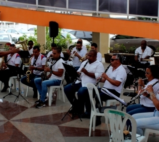 Grupo tocou clássicos da MPB para servidores municipais