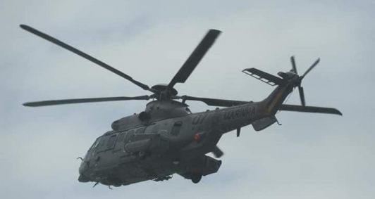 Marinha faz buscas por menina