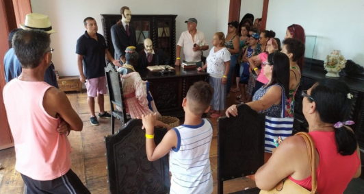 Antiga Casa de Câmara e Cadeia recebe grupo de turistas