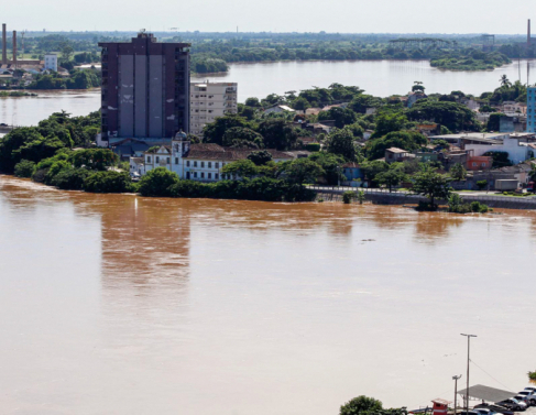 N&iacute;vel do rio Para&iacute;ba do Sul subiu em Campos