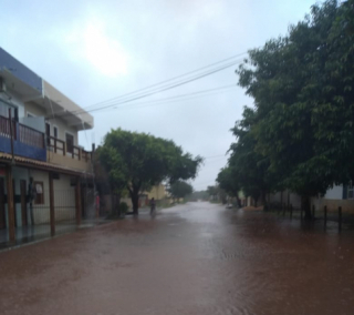 Ruas alagadas em Santa Clara (Fotos do leitor)