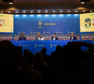 Treinador brasileiro convocou 24 jogadores pra partidas contra Bolívia e Peru