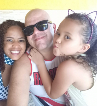 Moradora da cidade de Resende, no Sul Fluminense, a auxiliar de Saúde Bucal Adriana dos Reis vivenciou o processo de adoção