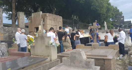 sepultamento de Arlete Santos