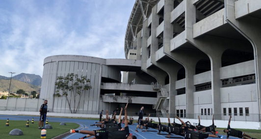  Após golear a Cabofriense, Botafogo encara a Lusa em busca da classificação