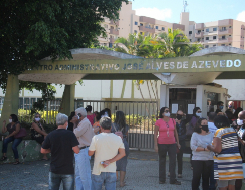 Manifesta&ccedil;&atilde;o dos servidores aposentados