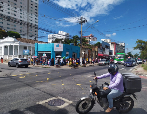 Desordem na vacina��o em Campos (Fotos do leitor)