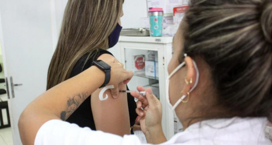 SJB vacina adolescentes contra Covid-19