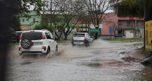 Chuva em Campos (Fotos: Genilson Pessanha)