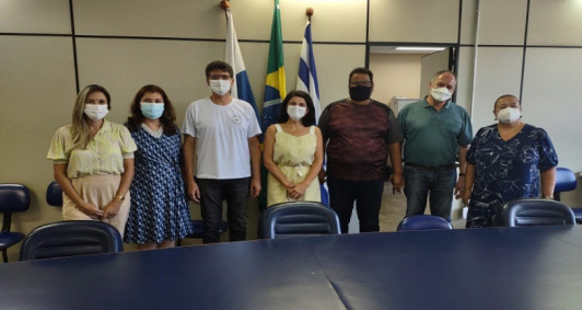 Secretaria de Educa&ccedil;&atilde;o firma parceria com a Uenf