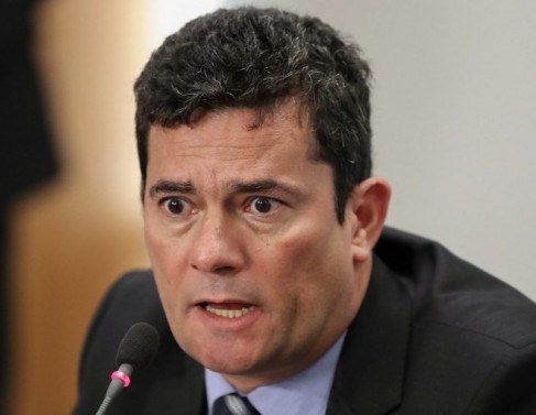 Moro desiste da campanha 