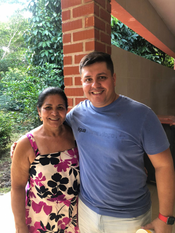 Vanilda e o filho CM