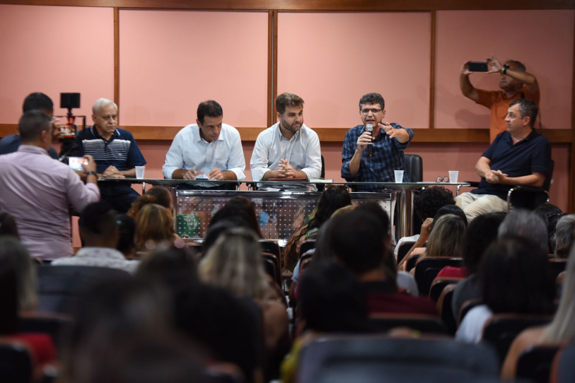 Cerimnia aconteceu na tarde desta segunda-feira, na Prefeitura