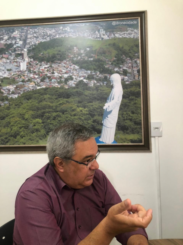 Dalton Giovaninni e a cl&aacute;ssica imagem do Cristo itaperunense