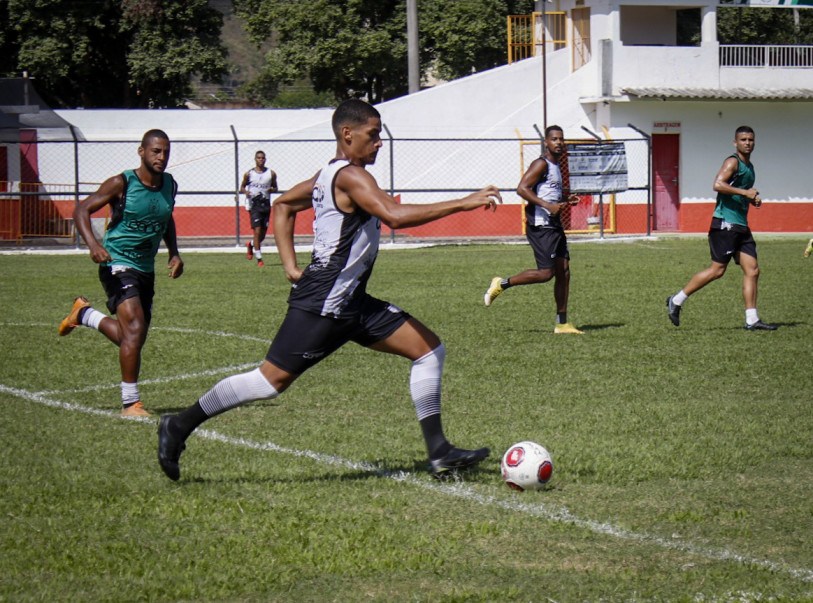 Cano treinou em Cardoso, Conselheiro Josino e Travessão