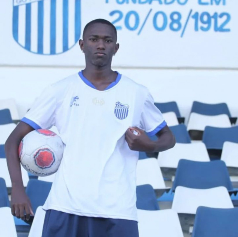 Camisa azul comemorativa pelos 110 anos