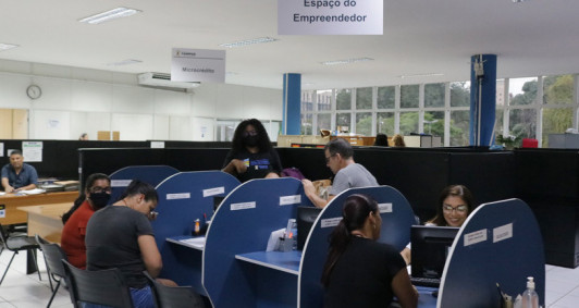 Atendimento na secretaria de Desenvolvimento Econômico