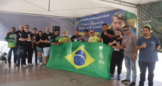 Ato em apoio a Bolsonaro