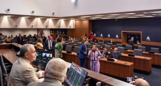 Sess&atilde;o na Alerj