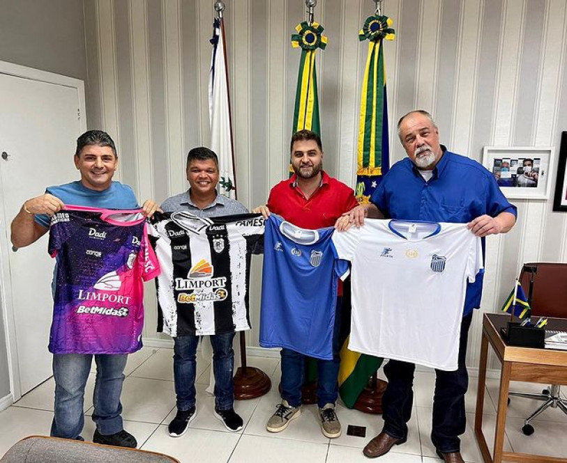 Prefeito e presidente da Funda&ccedil;&atilde;o de Esportes receberam dirigentes dos clubes h&aacute; duas semanas