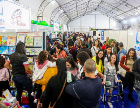 Abertura da Bienal do Livro (Foto: Leonardo Berenger)