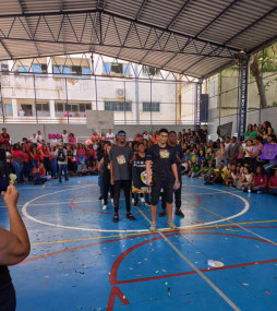 Gincana com os alunos