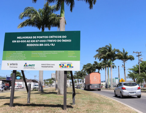In�cio das obras de duplica��o da BR 101, em Campos (Foto: Genilson Pessanha)
