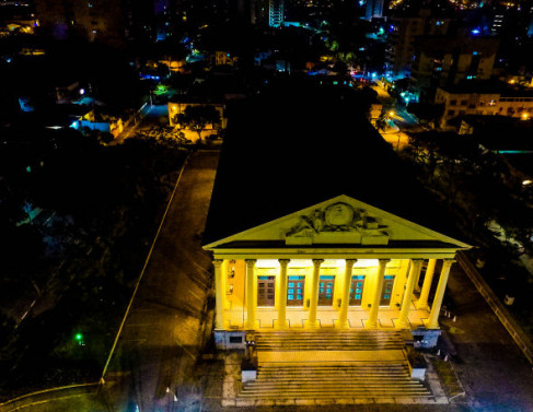 C&acirc;mara de Campos