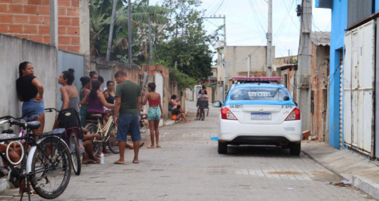 Homicídio no Cidade Luz (Fotos: Genilson Pessanha)