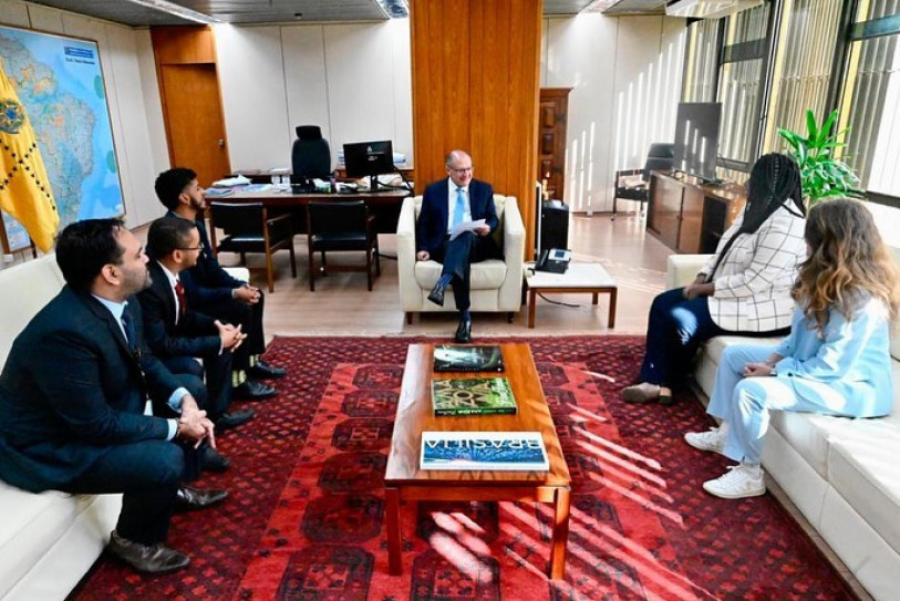 Presidente em exerc&iacute;cio recebeu vereadores em Bras&iacute;lia