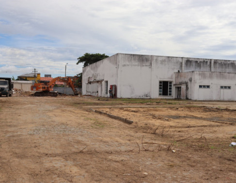 Obras no antigo Espa�o Versailles 