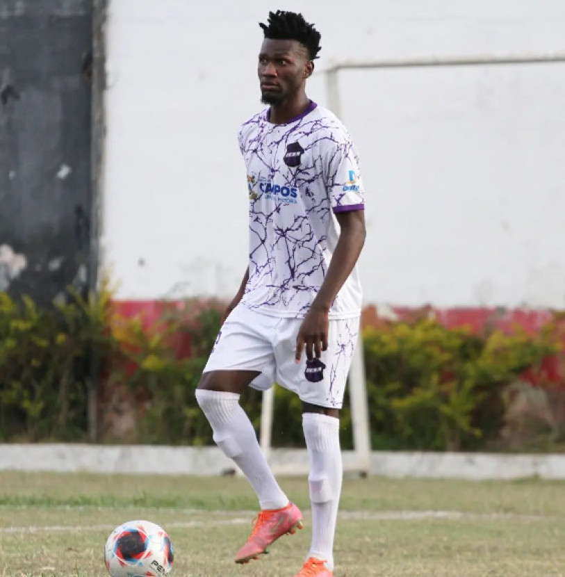 Thurran alega que saiu em comum acordo