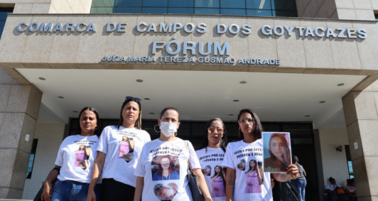 Familiares de Letycia (Foto: Genilson Pessanha)