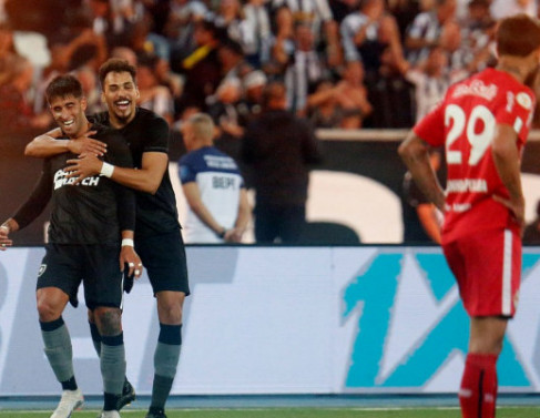 Bragantino e Botafogo empatam e Palmeiras termina rodada como