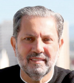 Edvar Chagas Jr., empresário e presidente da CDL Campos.