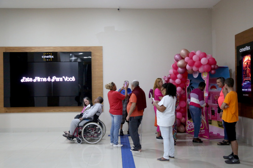 Residentes da Irm&atilde;os da Solidariedade no Cineflix