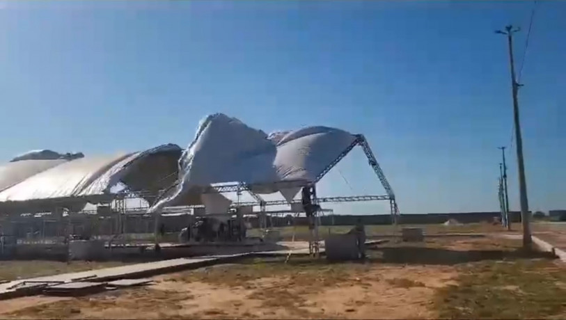 Vento dificultou montagem da estrutura