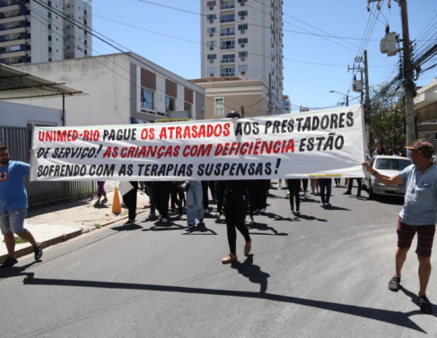 Manifestao sobre falta de repasse do pagamento do plano de sade 