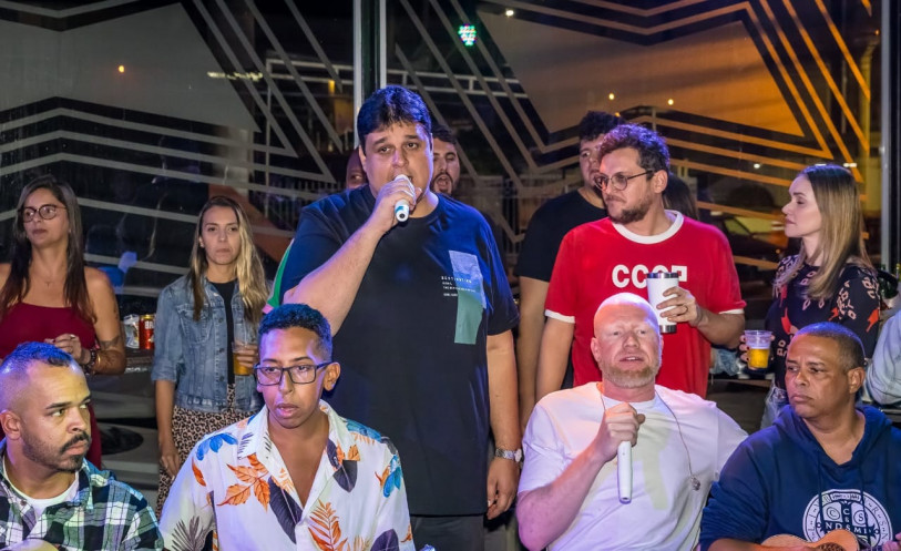 Gabriel se apresentou com o Palma Contra Palma 